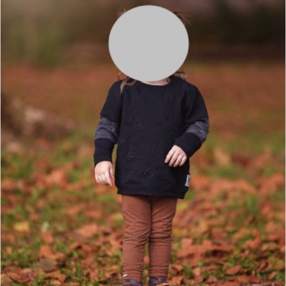 IKKS Boys Size 2 Print Sweatshirt Crewneck Black